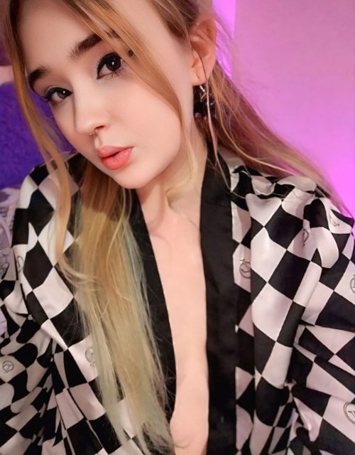 Секс по Skype с моделями для взрослых