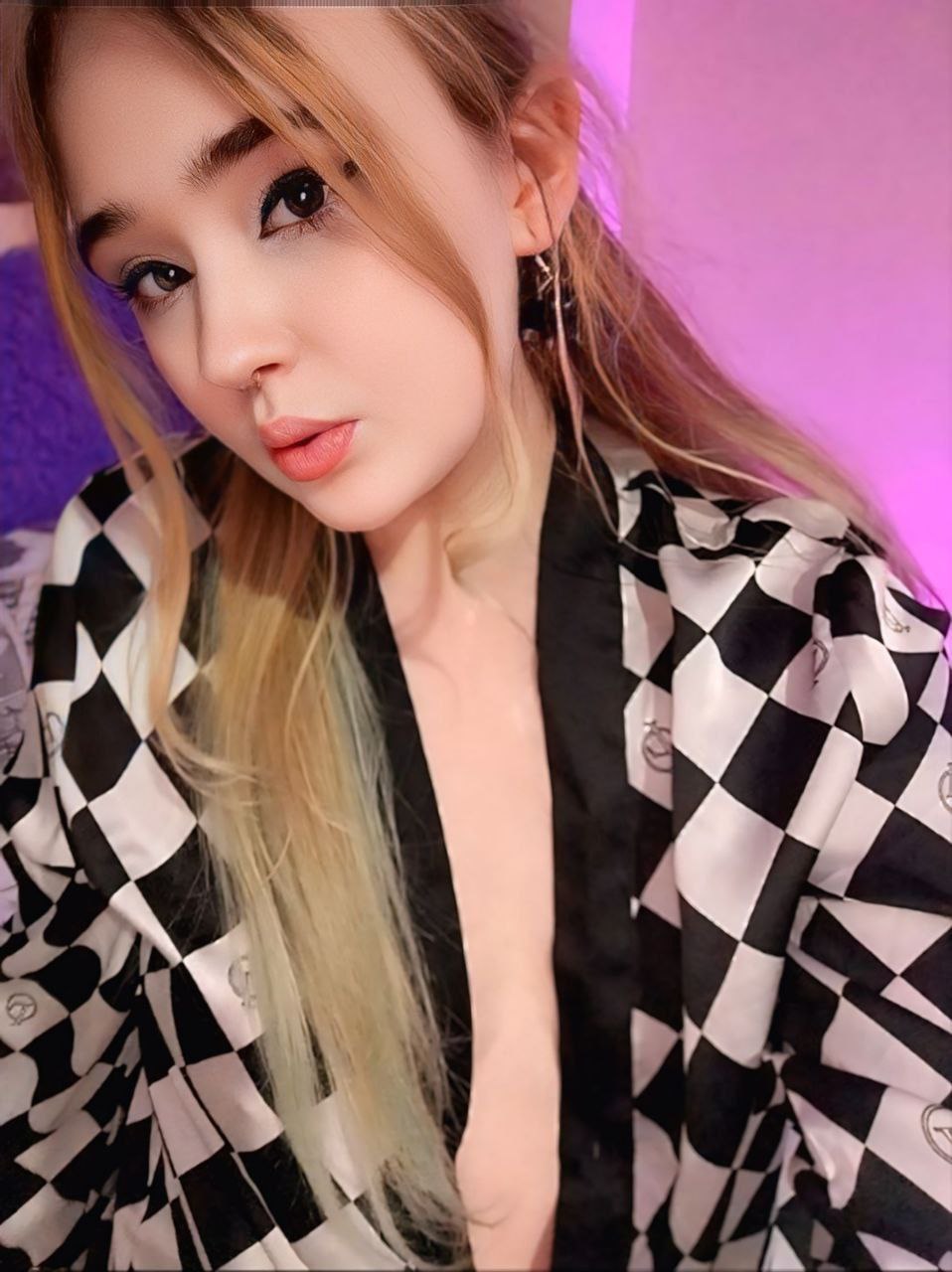 Секс по Skype с моделями для взрослых