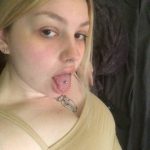 Секс через видеозвонок с девушками